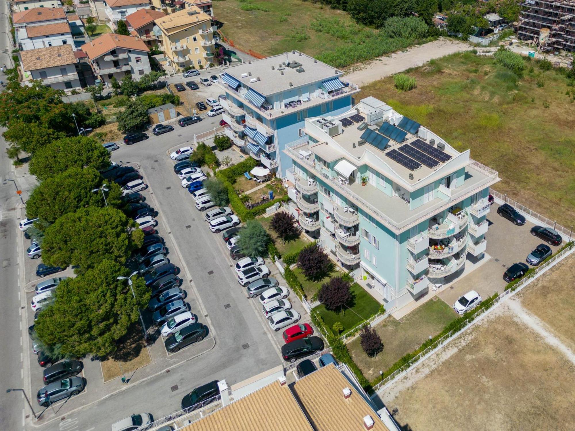 Altomare - Vibra Lejlighed Villa Rosa Di Martinsicuro Eksteriør billede
