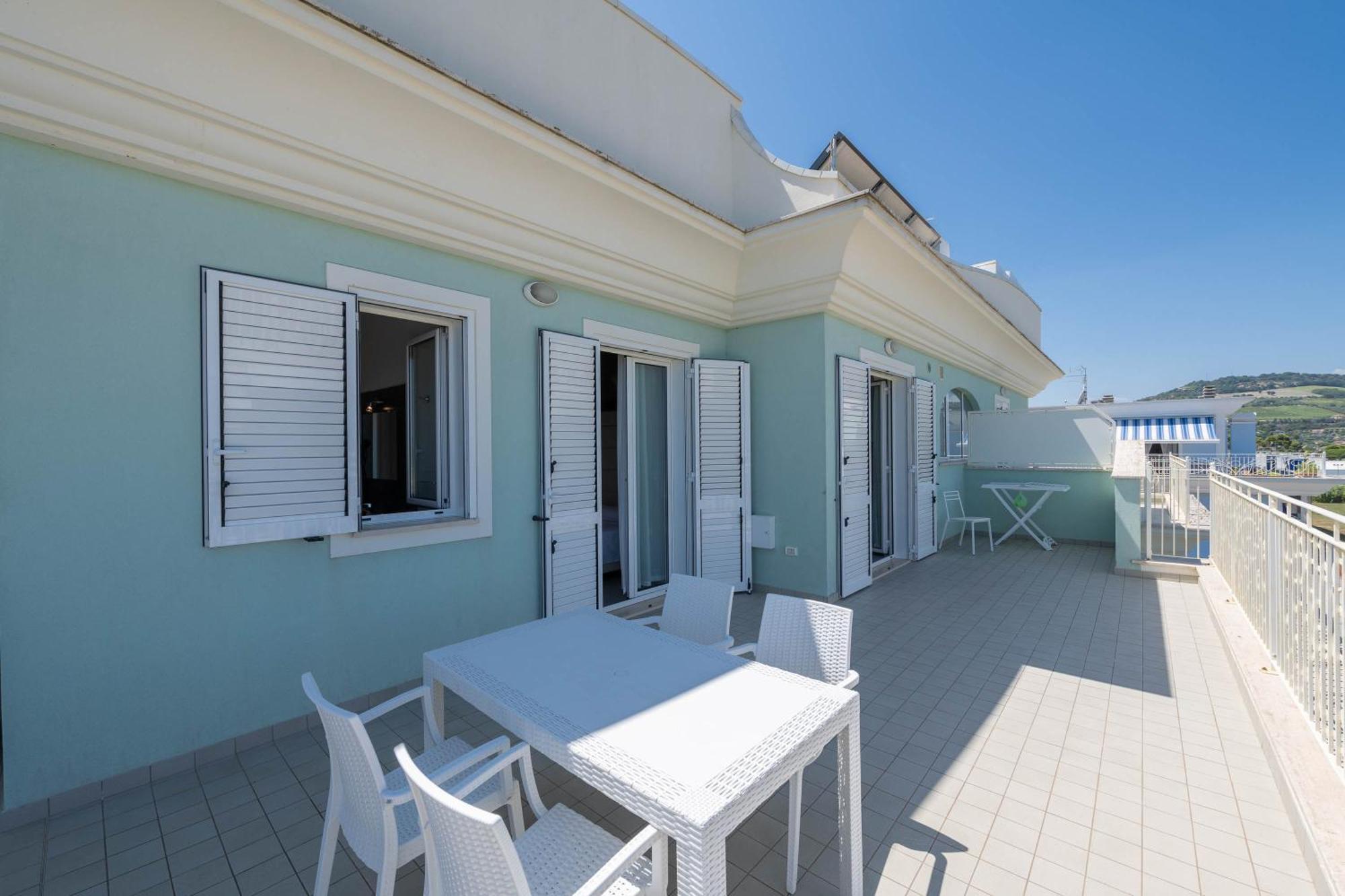 Altomare - Vibra Lejlighed Villa Rosa Di Martinsicuro Eksteriør billede